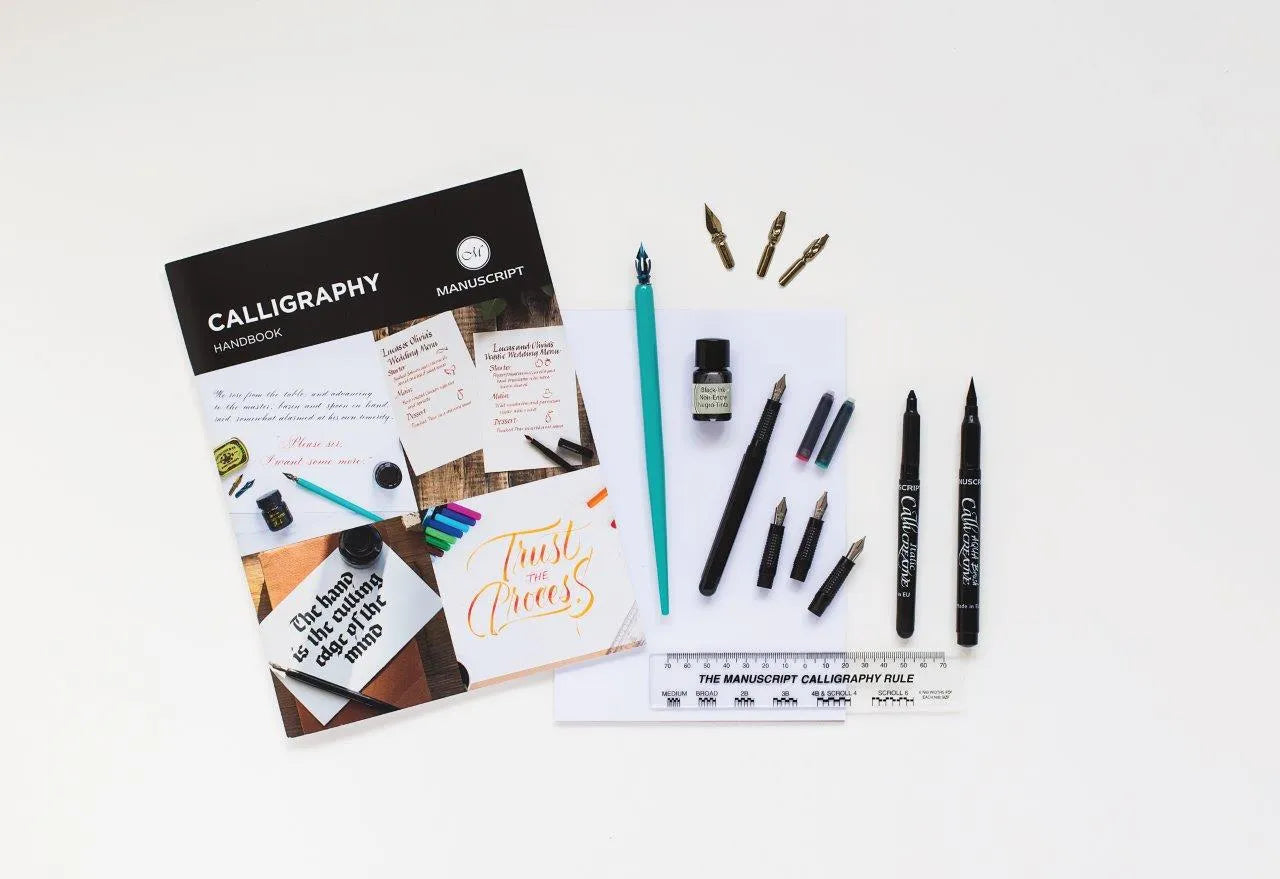 Manuscript Teach Yourself CALLIGRAPHY Kit
