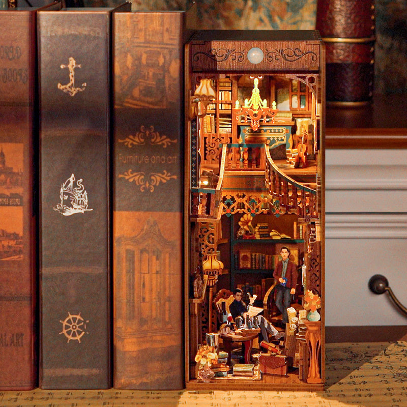 Violin Detective Booknook