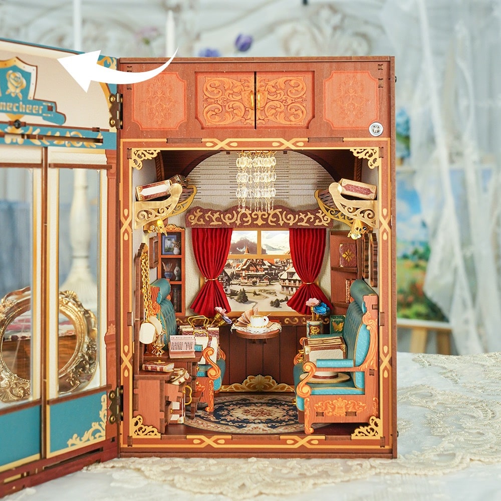 Infinity Train Cabin - 3D Puzzle Booknook