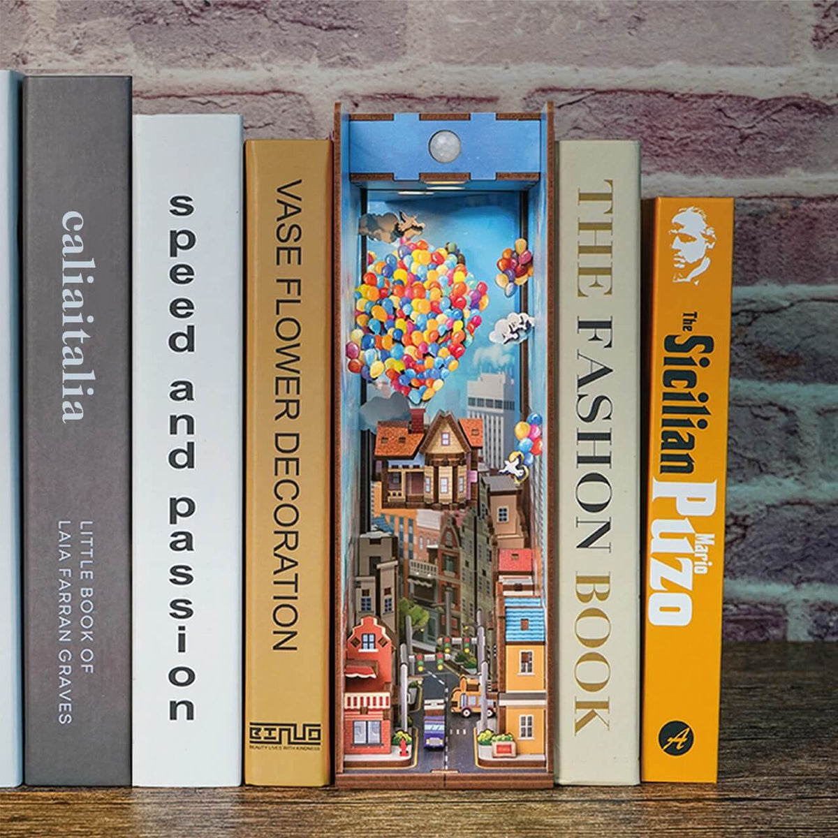 Travel with the Wind Booknook